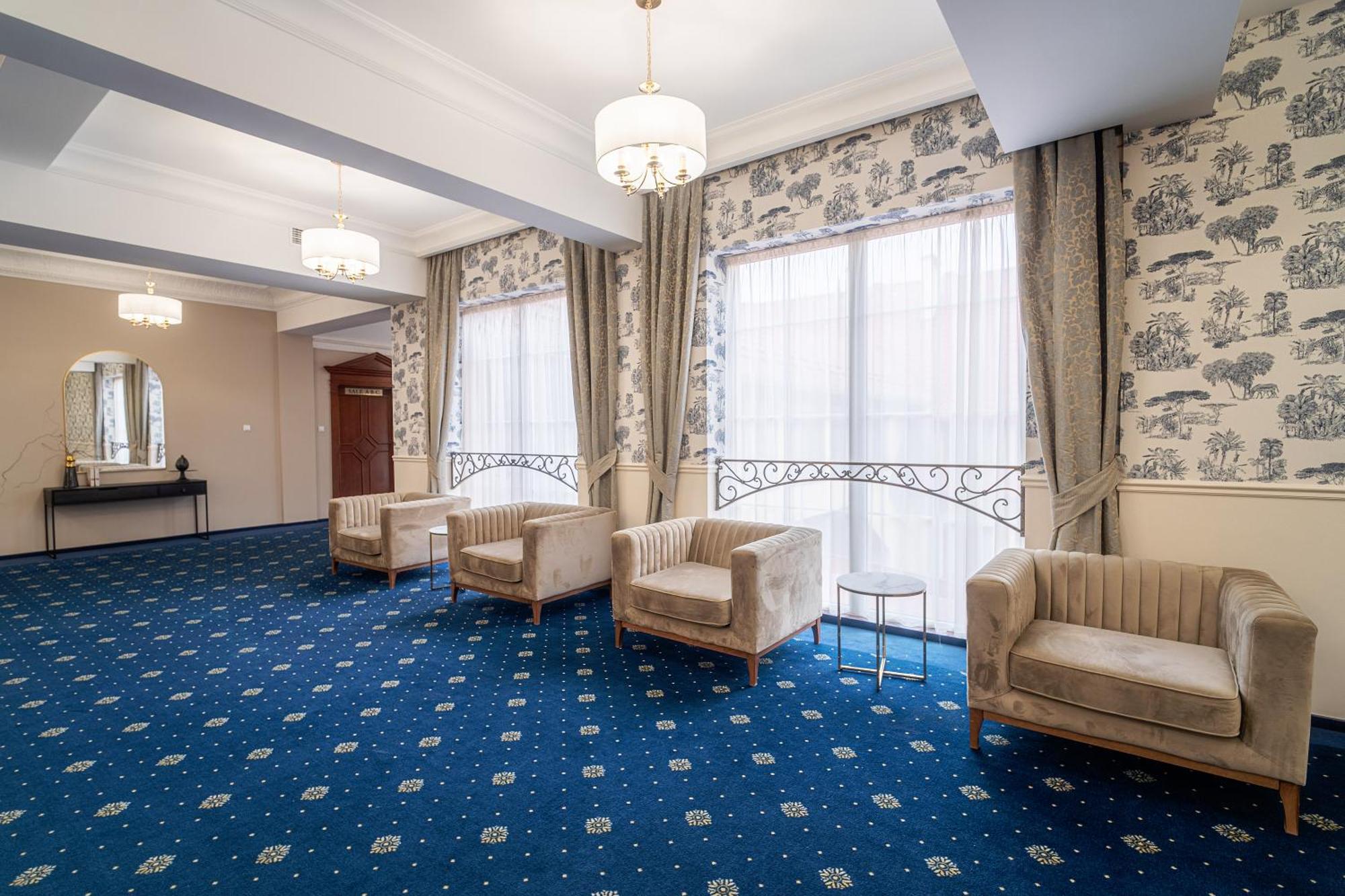 Hotel Wellness & Spa Nowy Dwor Rzeszow Exterior photo